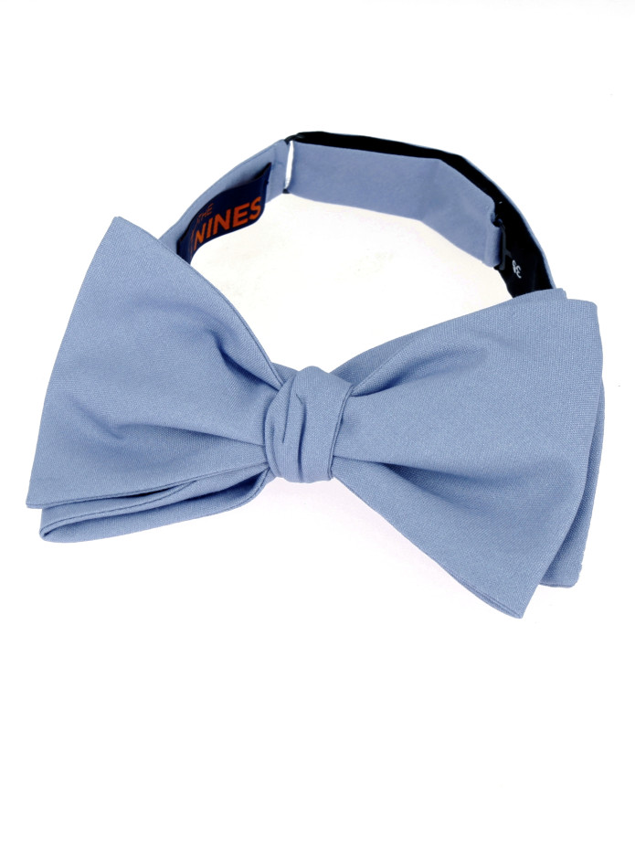 Light blue Amalfi bow tie