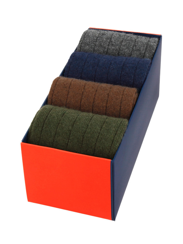 Weekly set of 4 pairs of wool and cashmere socks