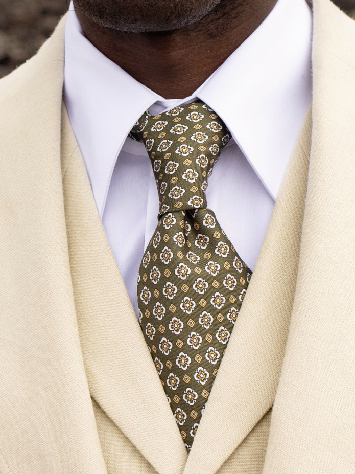Green Silk Tie with Retro Motifs