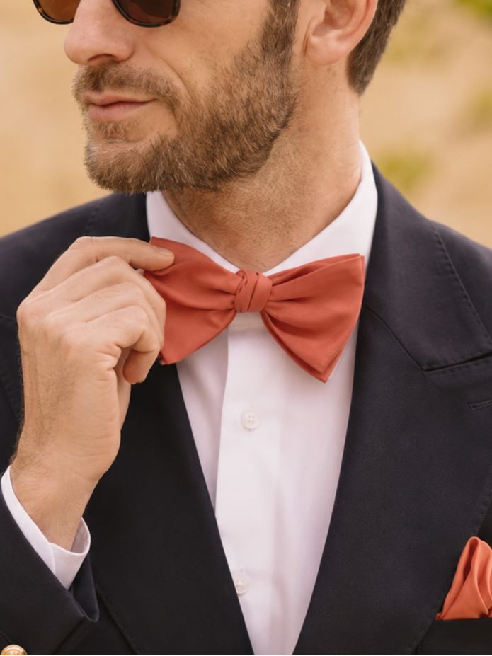 Dark terracotta bow tie Amalfi