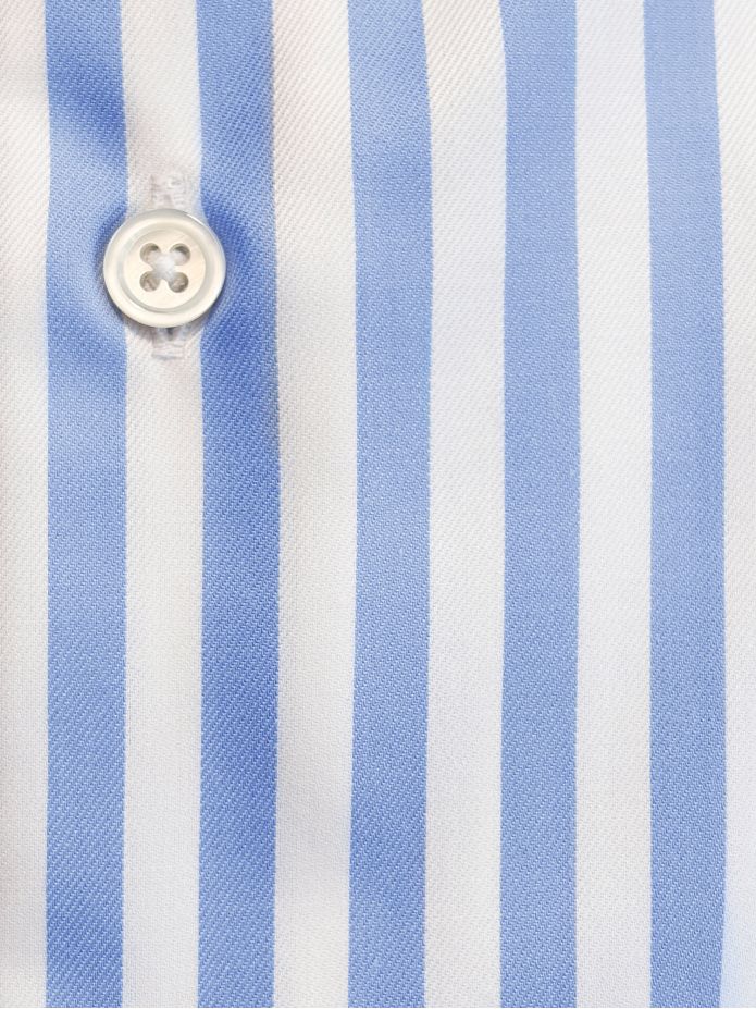 Wrinkle-free cutaway collar shirt with sky blue stripes