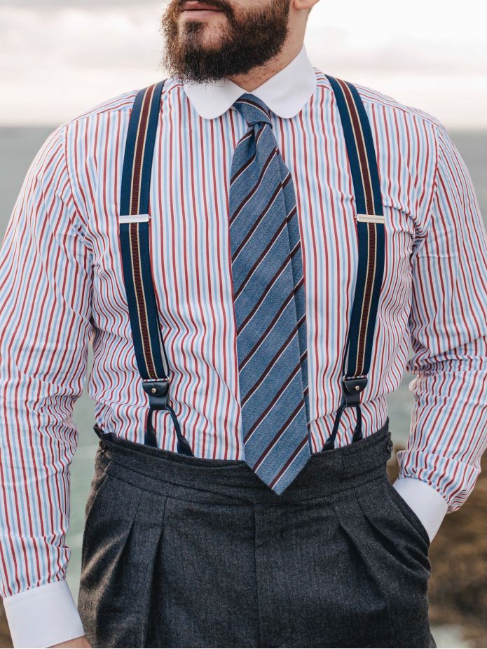 Round-collar shirt with tricolor stripes