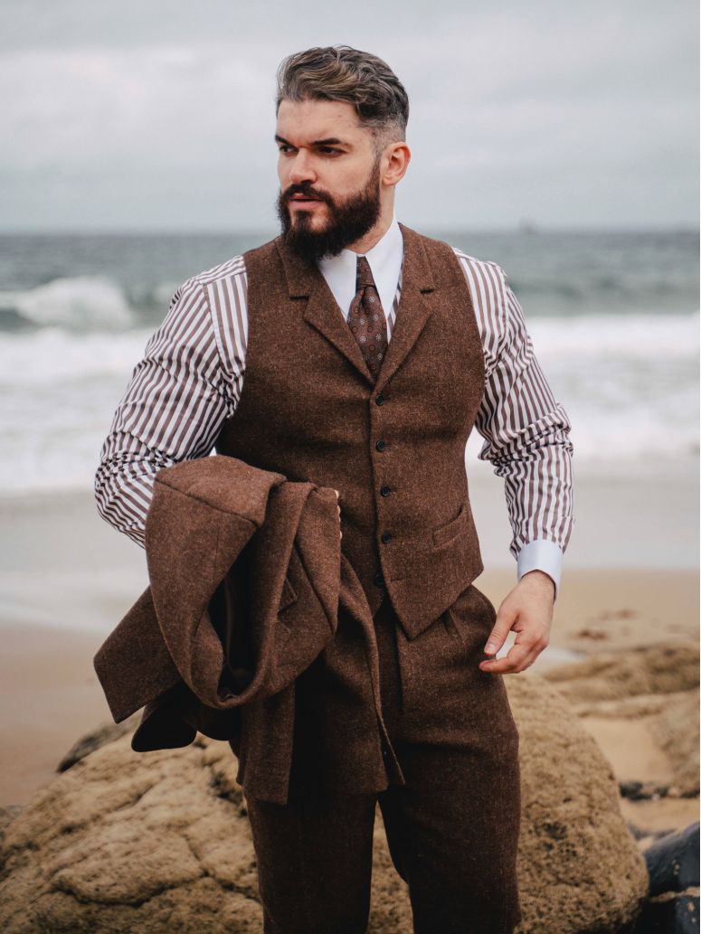 Brown shetland wool suit waistcoat Braemer