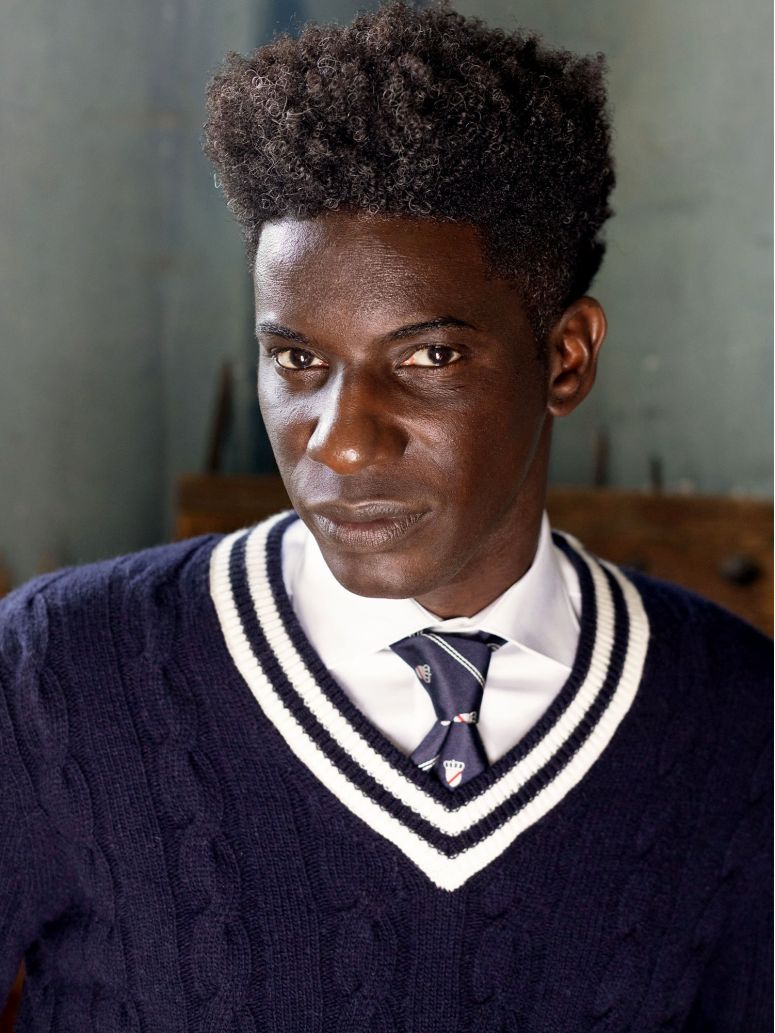 Scott navy blue V-neck sweater