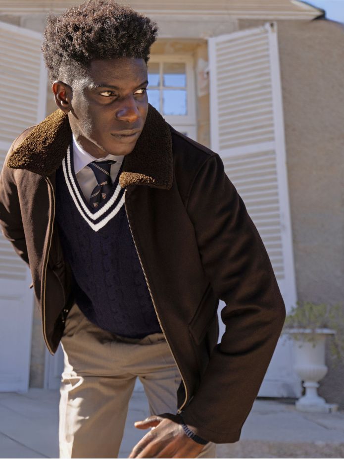 Scott navy blue V-neck sweater