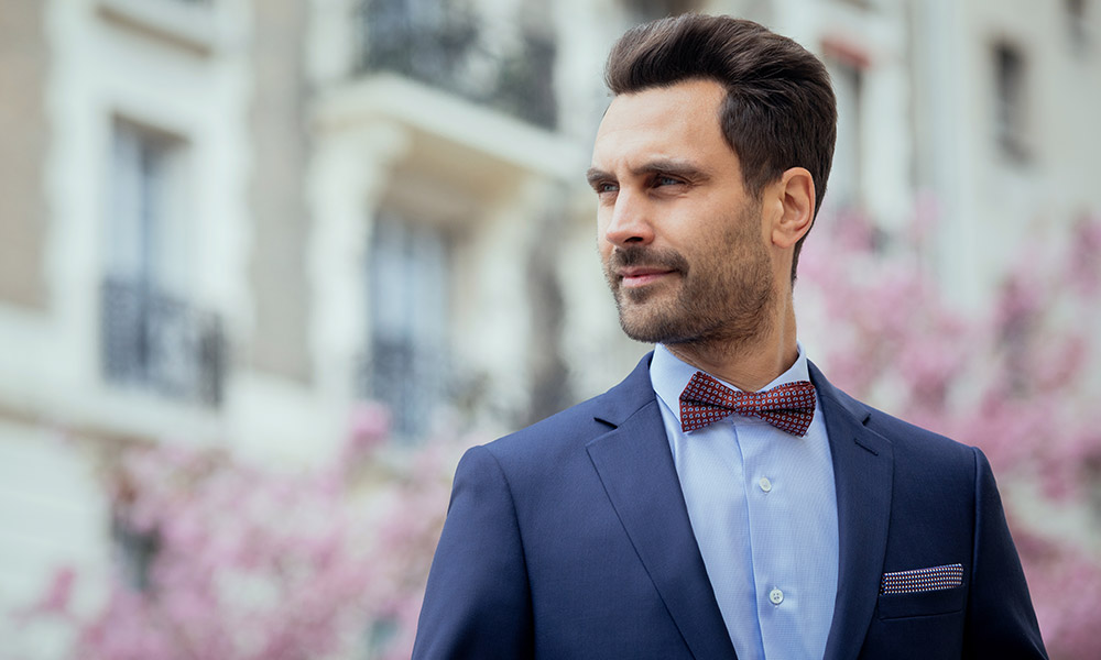 red-paisley-bow-tie