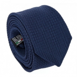 How to maintain your tie ?