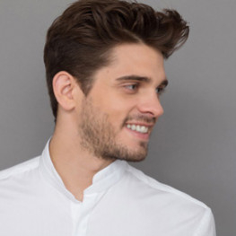 Elegant and audacious: The mandarin collar shirt